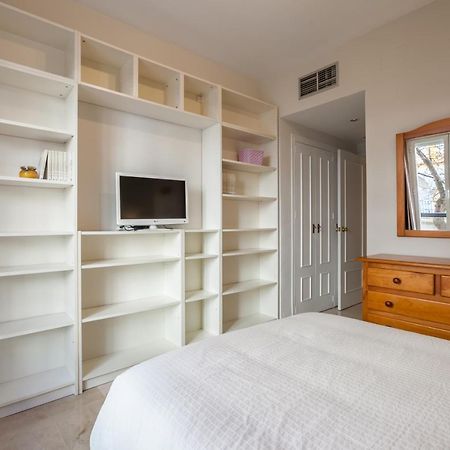 Apartamento Cerca Del Alcazar Con Garaje Privado إشبيلية المظهر الخارجي الصورة
