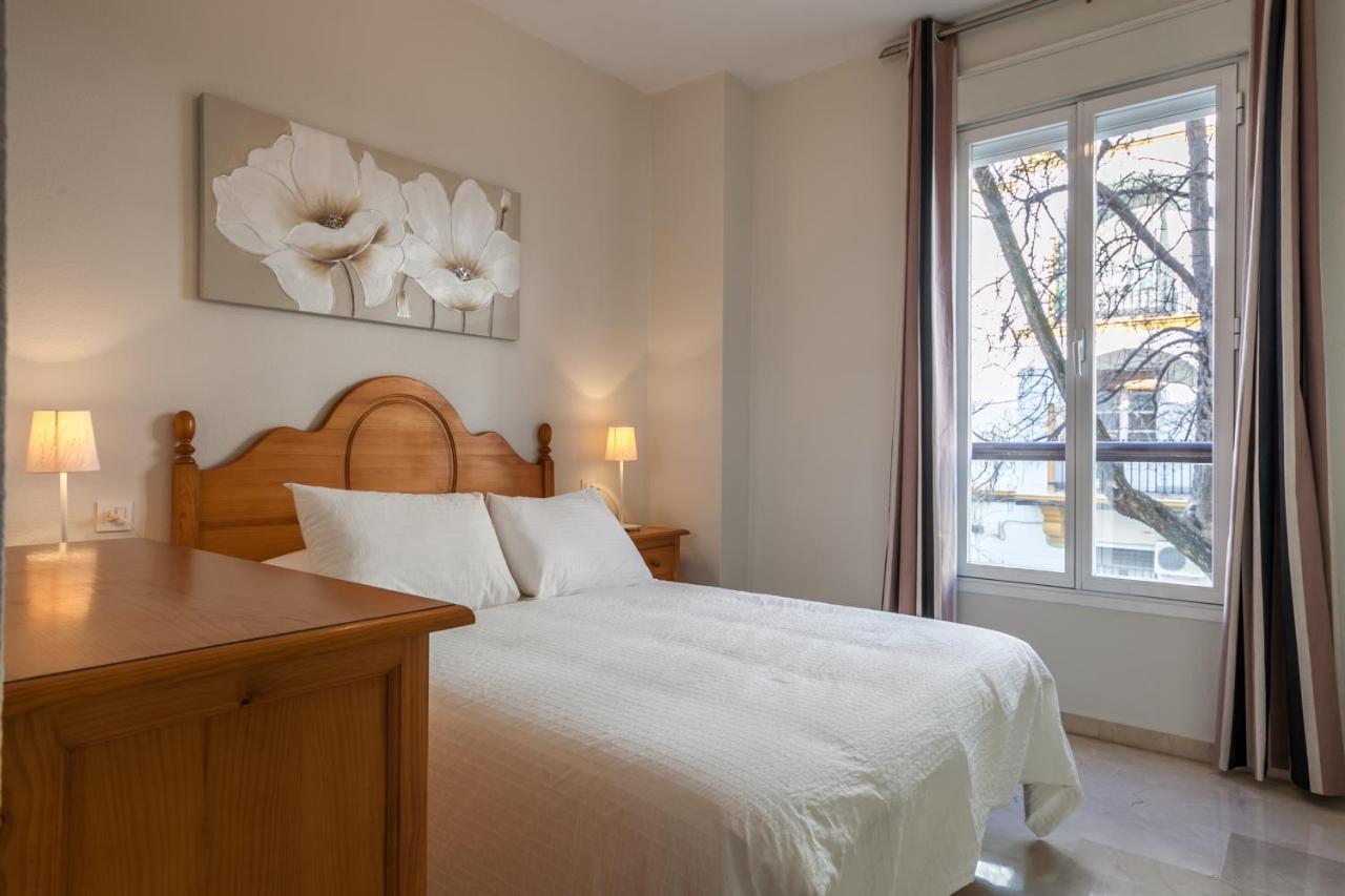 Apartamento Cerca Del Alcazar Con Garaje Privado إشبيلية المظهر الخارجي الصورة