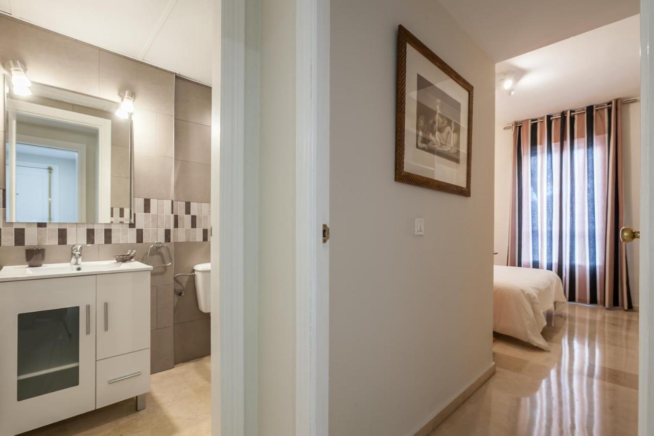 Apartamento Cerca Del Alcazar Con Garaje Privado إشبيلية المظهر الخارجي الصورة