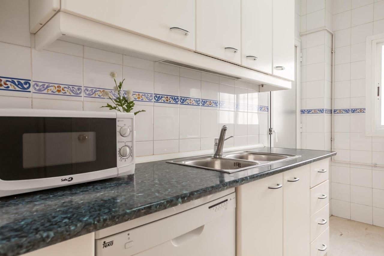 Apartamento Cerca Del Alcazar Con Garaje Privado إشبيلية المظهر الخارجي الصورة