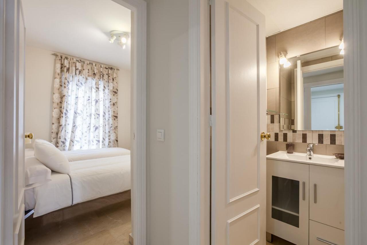 Apartamento Cerca Del Alcazar Con Garaje Privado إشبيلية المظهر الخارجي الصورة